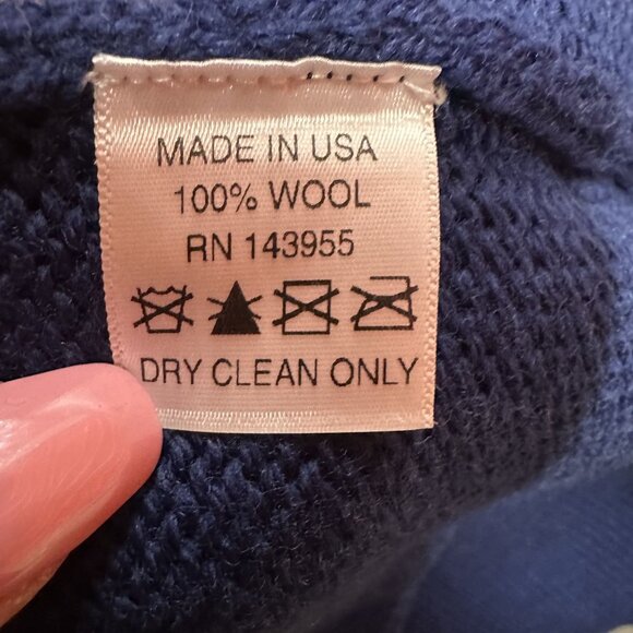 NWT Guideboat Co Lake Placid Downhill Navy Blue & White Sweater Men's Large L - Picture 3 of 8